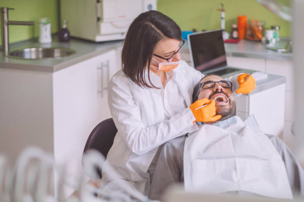 Best Broken or Chipped Tooth Repair in Lorain, OH